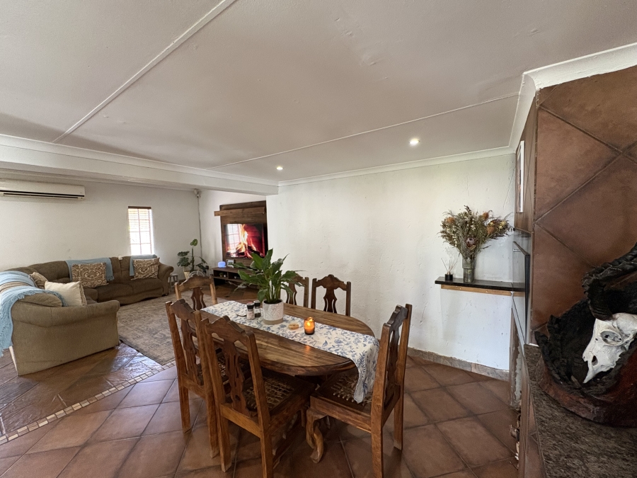 3 Bedroom Property for Sale in Safari Gardens North West